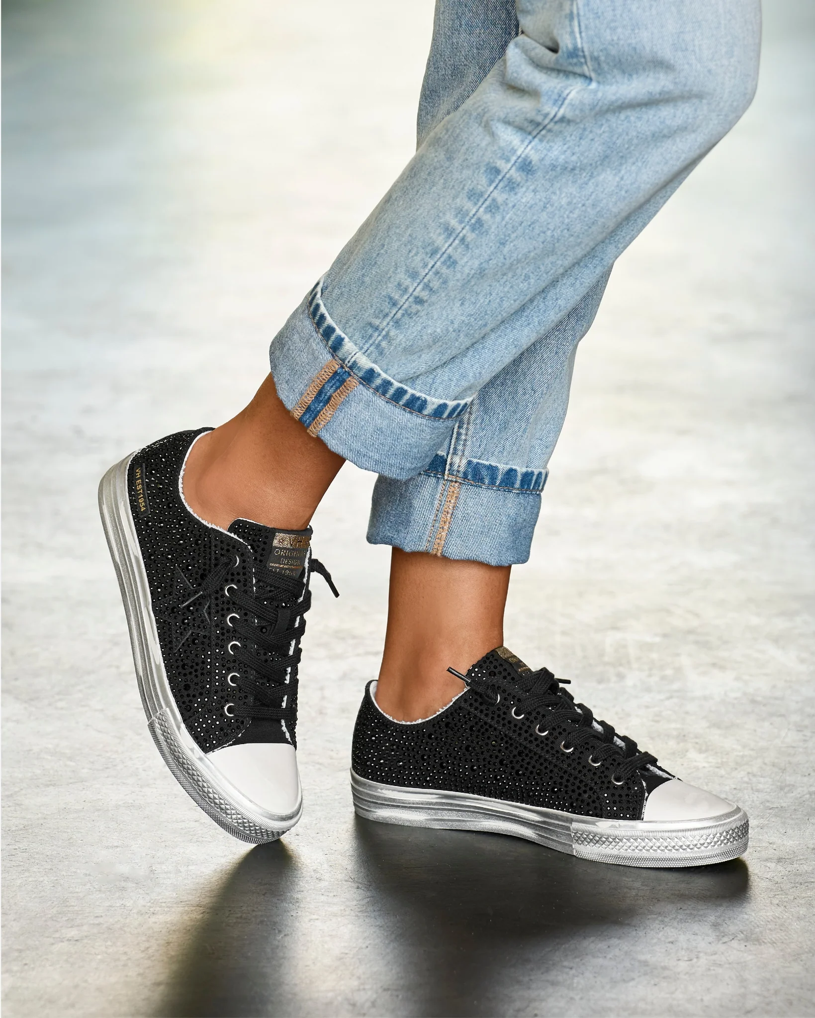 Rhinestone Embellished Sneaker Black - Mycitystee