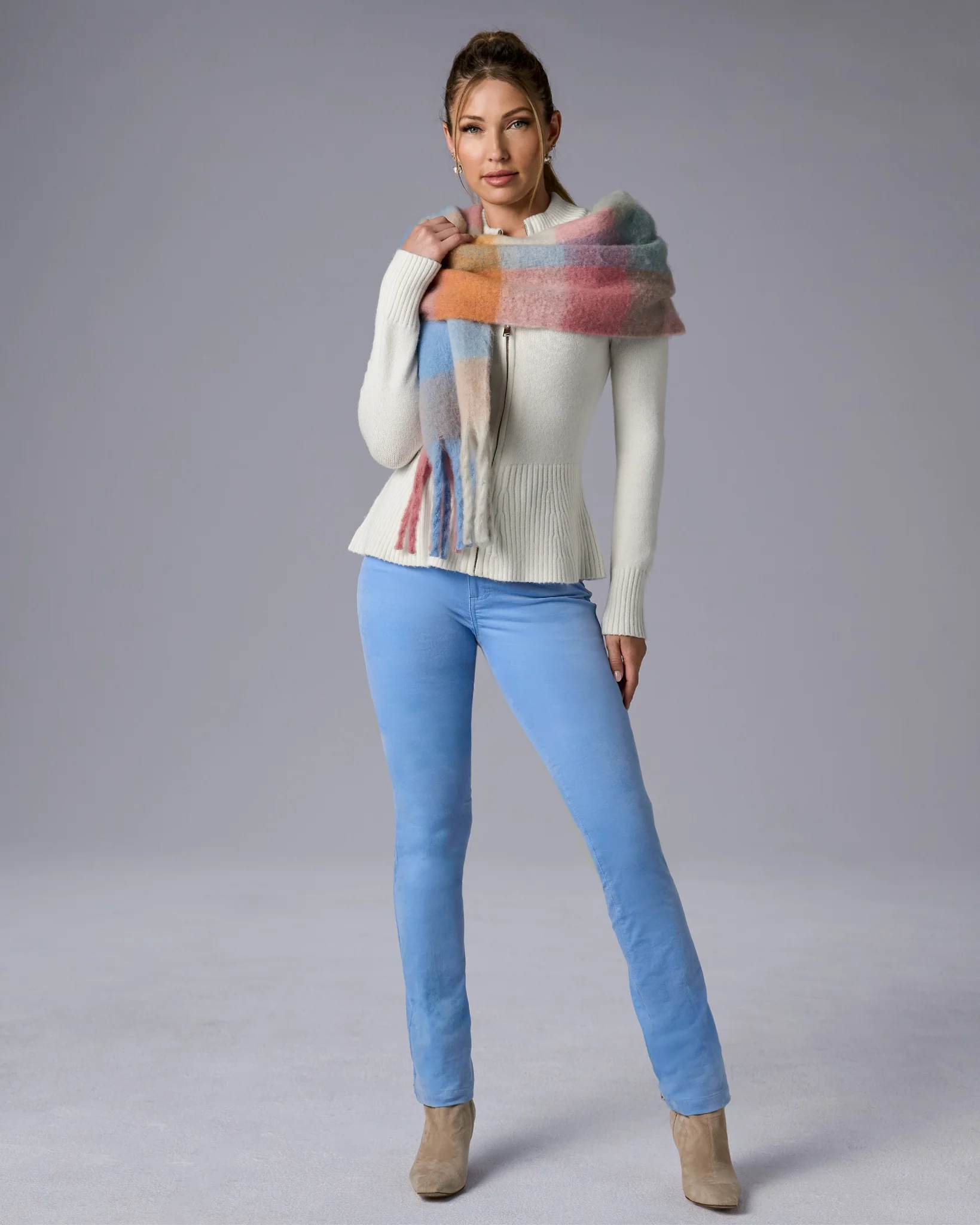 Newport Slim Straight Velvet Pant Light Blue - Mycitystee